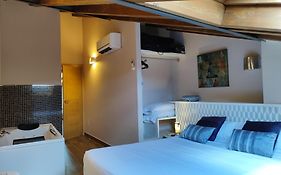 Apartamentos La Alborada Medieval